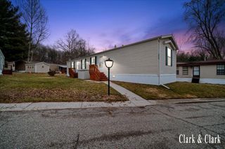 6900 Knottypine Street Ne, Plainfield Twp, MI 49341