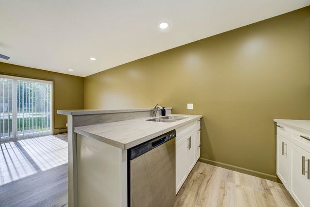 1021 Centre Street 11, Traverse City, MI 49686