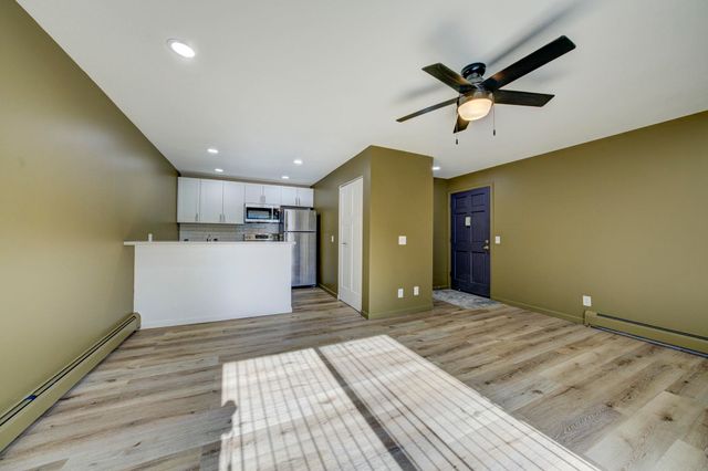 1021 Centre Street 11, Traverse City, MI 49686