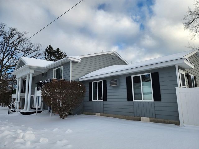 1021 Centre Street 11, Traverse City, MI 49686