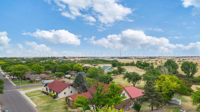 1404 CREEKMERE Drive, Canyon, TX 79015