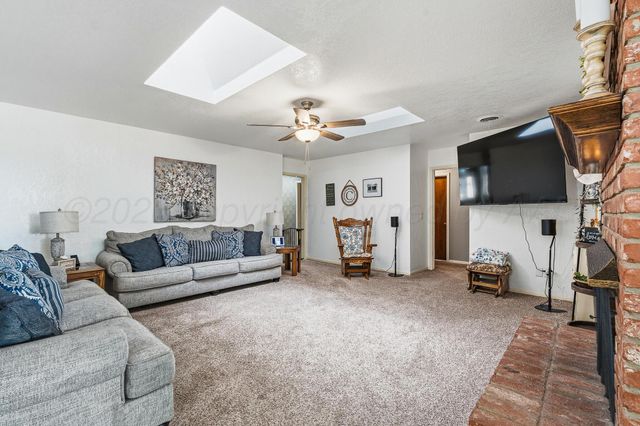 1404 CREEKMERE Drive, Canyon, TX 79015