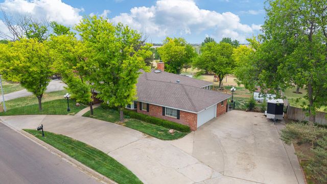 1404 CREEKMERE Drive, Canyon, TX 79015