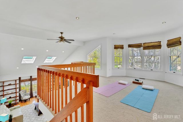 88 W Countryside Drive W, South Brunswick, NJ 08540