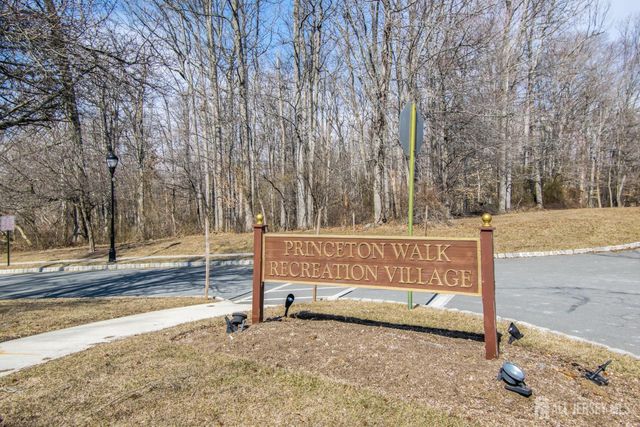 88 W Countryside Drive W, South Brunswick, NJ 08540