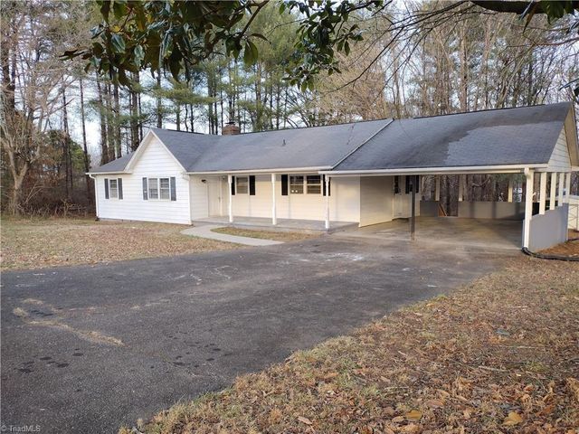 132 Hamby Road, Dobson, NC 27017