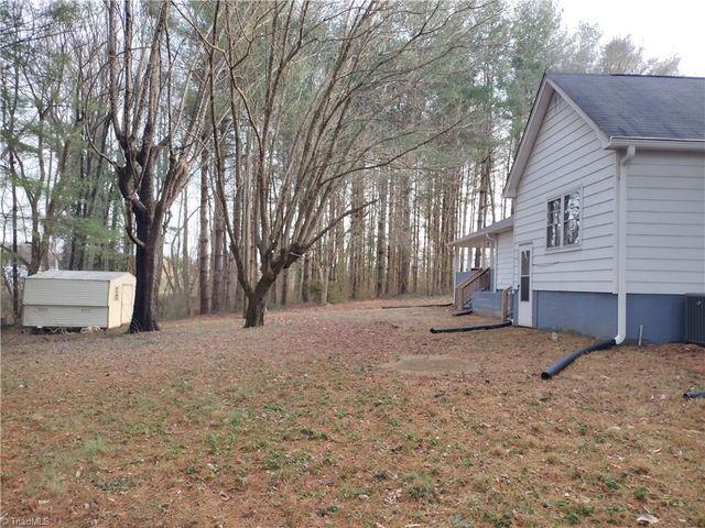 132 Hamby Road, Dobson, NC 27017