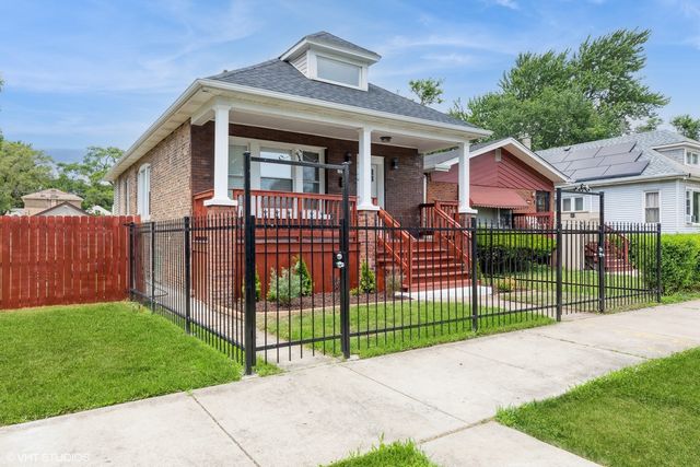 12330 S Perry Avenue, Chicago, IL 60628