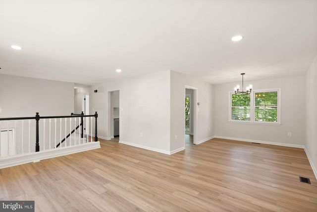 8803 HAYLOAD CT, Springfield, VA 22153