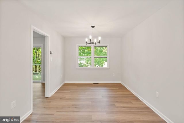 8803 HAYLOAD CT, Springfield, VA 22153