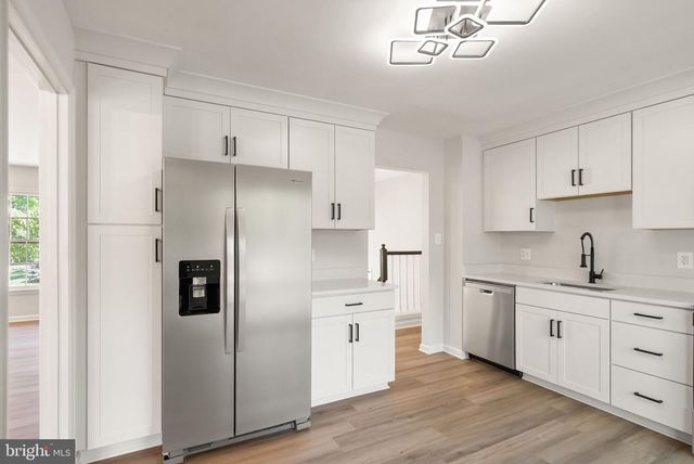 8803 HAYLOAD CT, Springfield, VA 22153