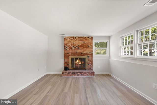 8803 HAYLOAD CT, Springfield, VA 22153
