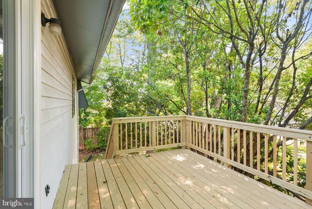 8803 HAYLOAD CT, Springfield, VA 22153