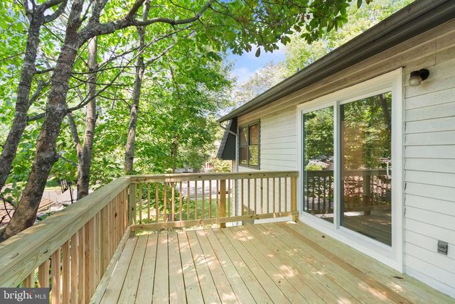 8803 HAYLOAD CT, Springfield, VA 22153