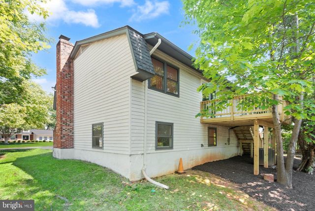 8803 HAYLOAD CT, Springfield, VA 22153