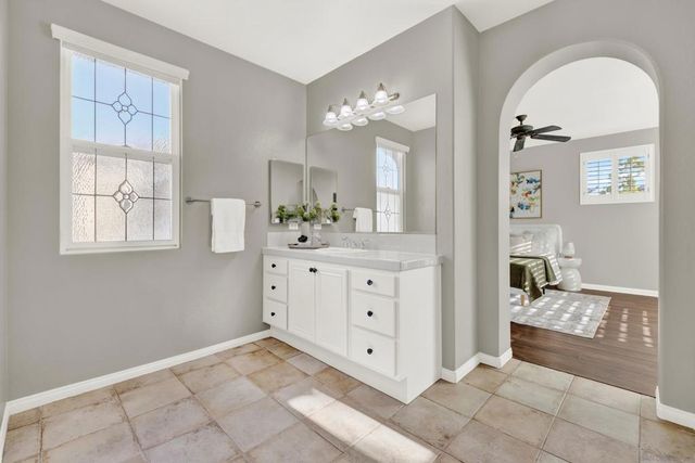 10109 Prairie Fawn Dr, San Diego, CA 92127