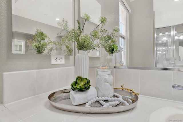 10109 Prairie Fawn Dr, San Diego, CA 92127