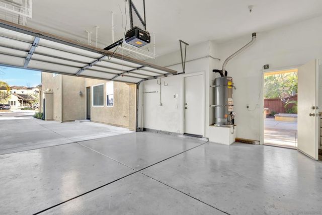 10109 Prairie Fawn Dr, San Diego, CA 92127