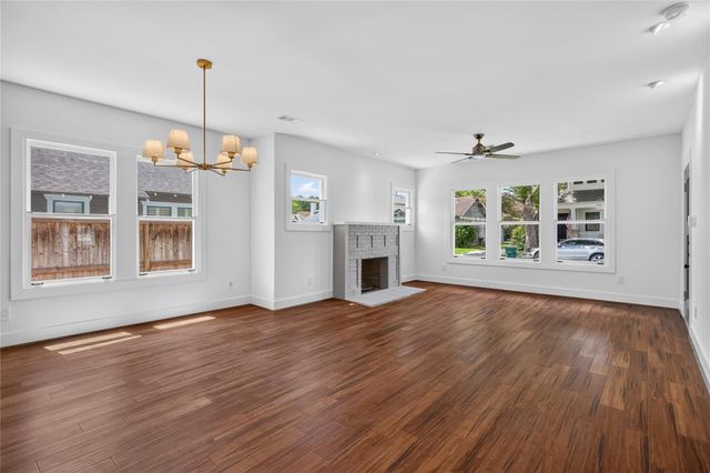 716 W Cottage Street, Houston, TX 77009