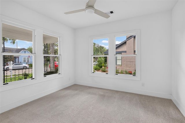 716 W Cottage Street, Houston, TX 77009