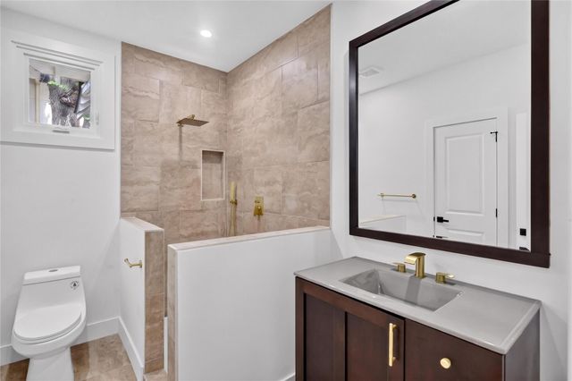 716 W Cottage Street, Houston, TX 77009