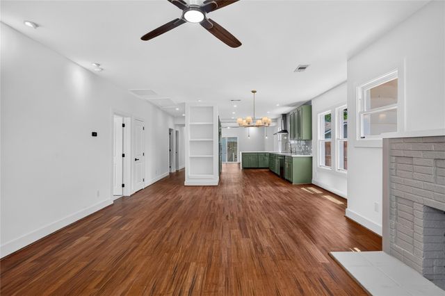 716 W Cottage Street, Houston, TX 77009