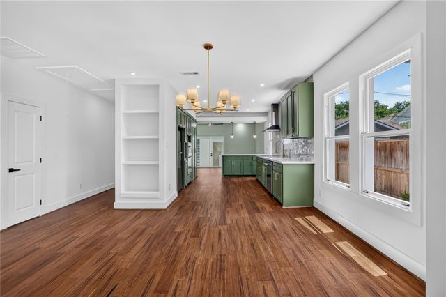 716 W Cottage Street, Houston, TX 77009