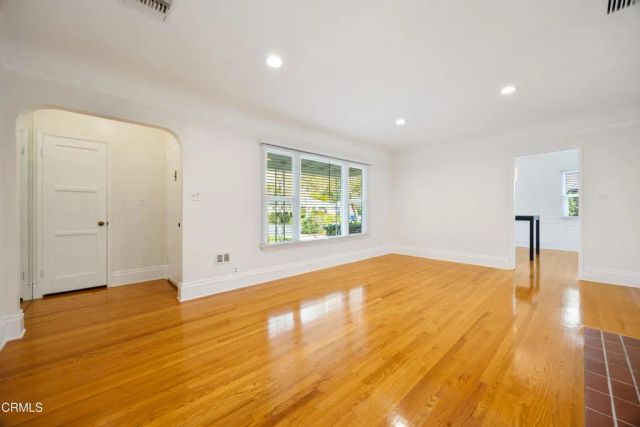 2380 Queensberry Road, Pasadena, CA 91104