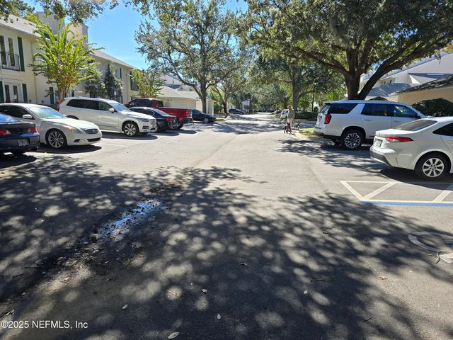 13715 RICHMOND PARK Drive N 1202, Jacksonville, FL 32224