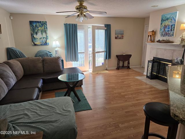 13715 RICHMOND PARK Drive N 1202, Jacksonville, FL 32224