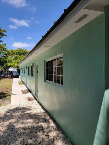 1010 NW 3rd Ave, Hallandale Beach, FL 33009