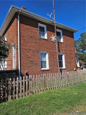 104 Royal Oak Ave, Colonial Heights, VA 23834