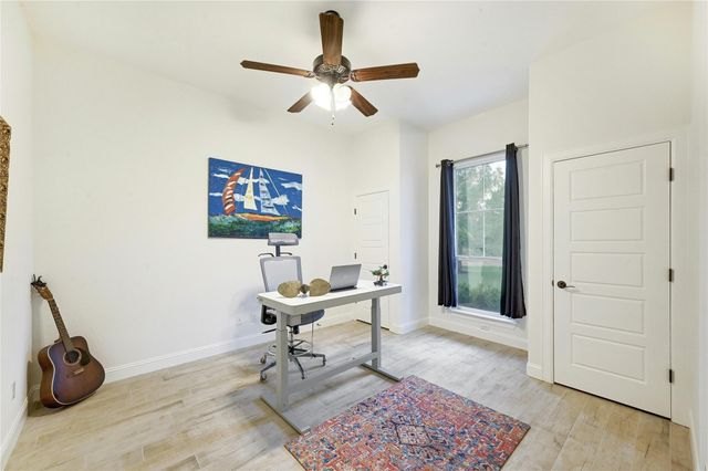 1501 Trebled Waters Trl, Driftwood, TX 78619