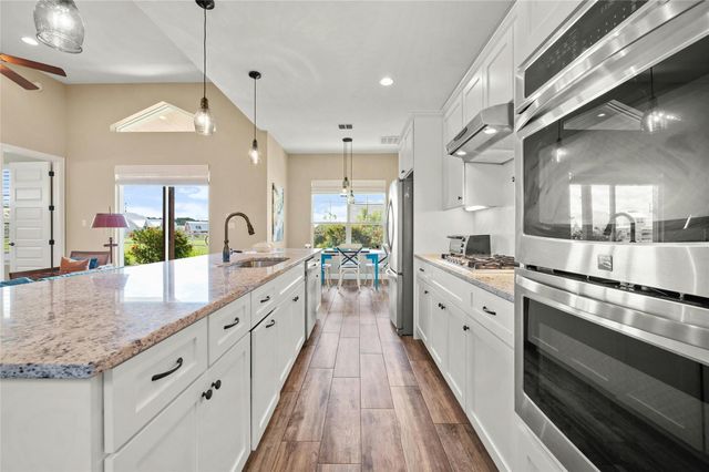 1501 Trebled Waters Trl, Driftwood, TX 78619