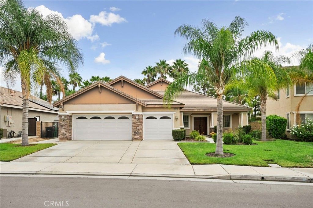 6860 Edinburgh Road, Eastvale, CA 92880 — exterior