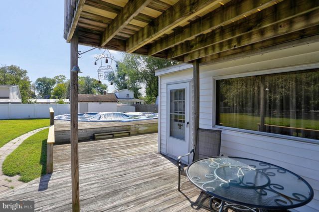 7821 BODKIN VIEW DR, Pasadena, MD 21122