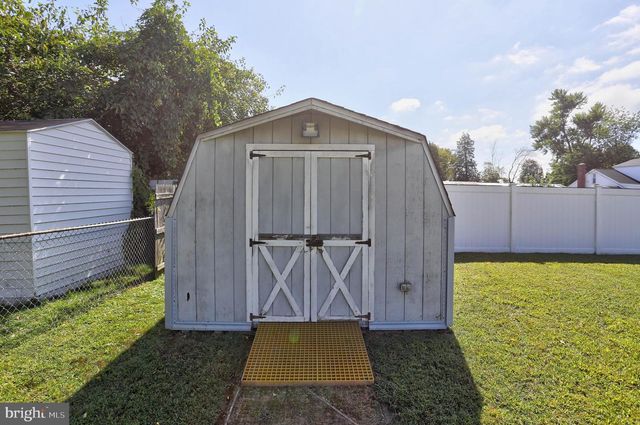 7821 BODKIN VIEW DR, Pasadena, MD 21122