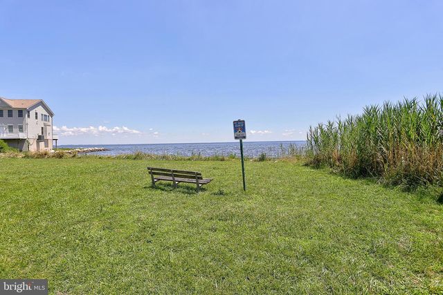 7821 BODKIN VIEW DR, Pasadena, MD 21122