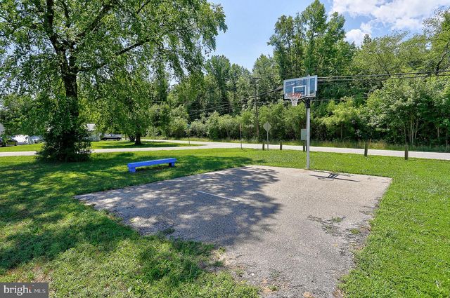 7821 BODKIN VIEW DR, Pasadena, MD 21122