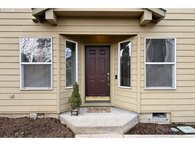 15816 Ne MILTON Pl, Portland, OR 97230