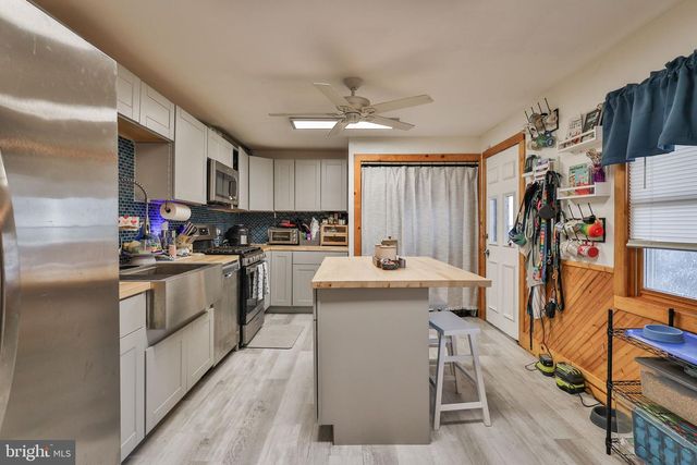 31 S 14TH ST, Easton, PA 18042