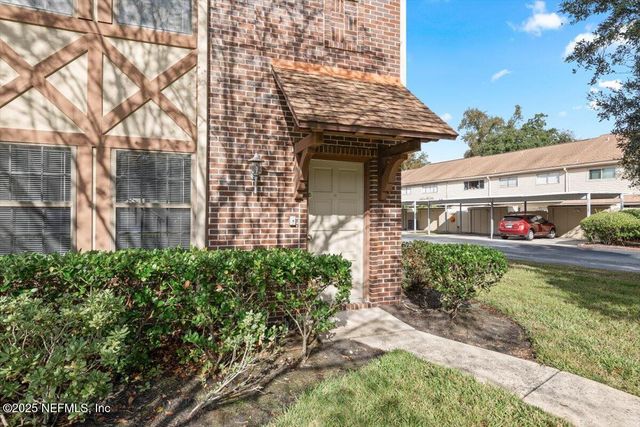 8181 TRAFALGAR Square, Jacksonville, FL 32217