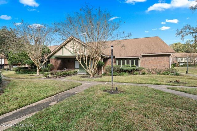 8181 TRAFALGAR Square, Jacksonville, FL 32217