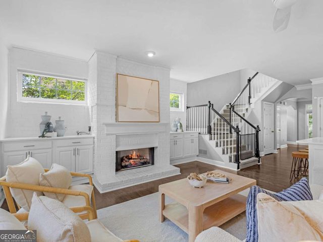 1452 Sylvan Circle NE, Atlanta, GA 30319