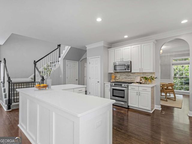 1452 Sylvan Circle NE, Atlanta, GA 30319