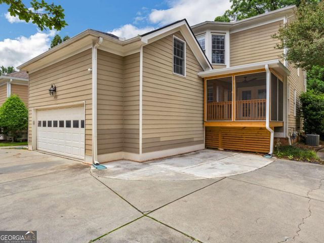 1452 Sylvan Circle NE, Atlanta, GA 30319