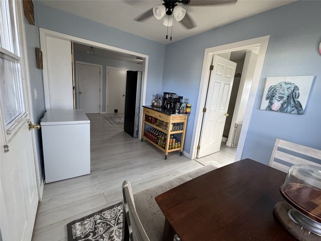 307 E 19th Street N, Newton, IA 50208