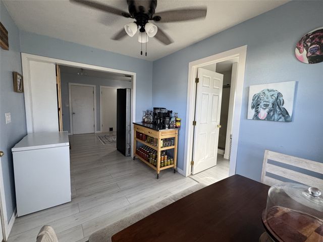 307 E 19th Street N, Newton, IA 50208