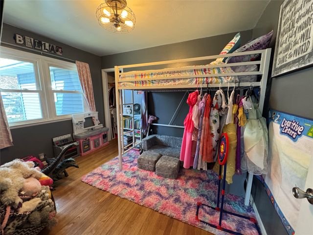 307 E 19th Street N, Newton, IA 50208