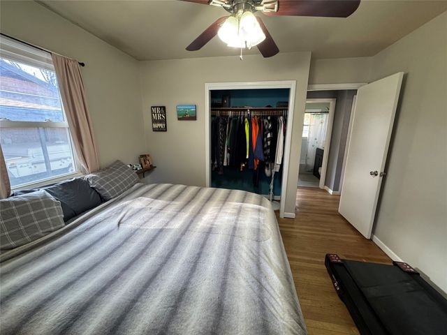 307 E 19th Street N, Newton, IA 50208